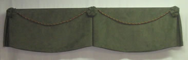 Taylored Valance w/ Scalloped Bottom